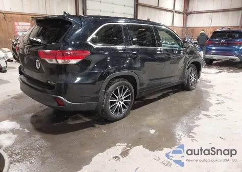 2017 Toyota Highlander Se из США, поврежденный, VIN 5TDJZRFH1HS442158